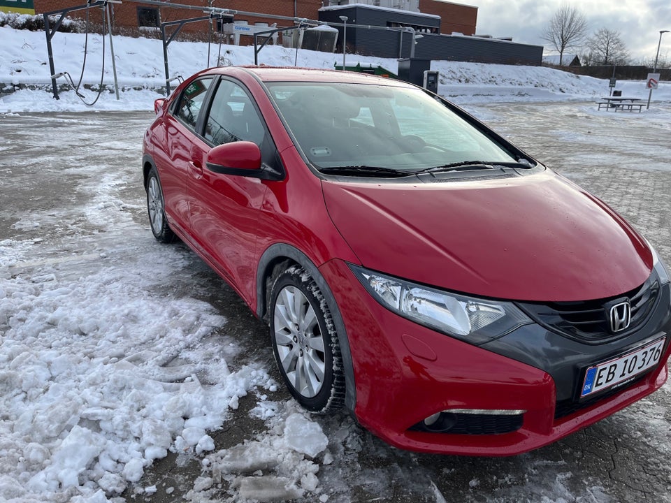 Honda Civic 1,8 i-VTEC Sport 5d