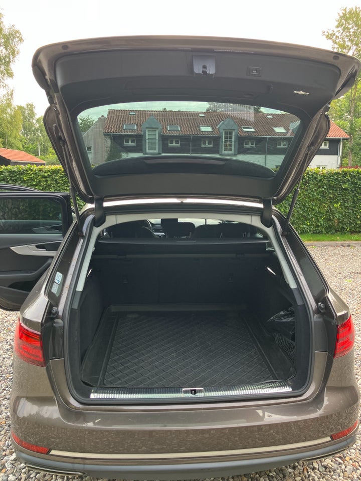 Audi A4 40 TFSi Avant S-tr. 5d