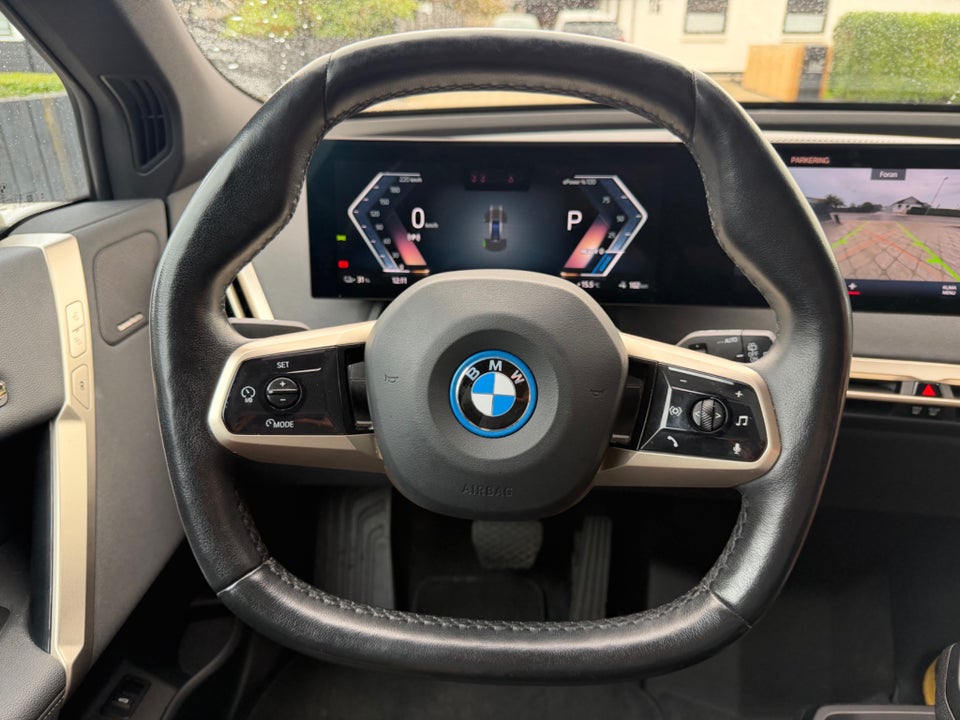 BMW iX xDrive40 Sport 5d