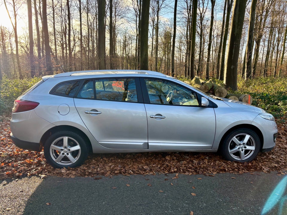 Renault Megane III 1,5 dCi 110 Expression Sport Tourer 5d