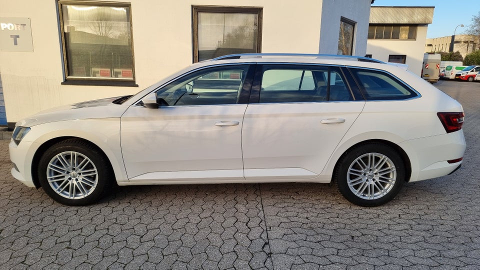 Skoda Superb 1,4 TSi 150 Style Combi DSG 5d