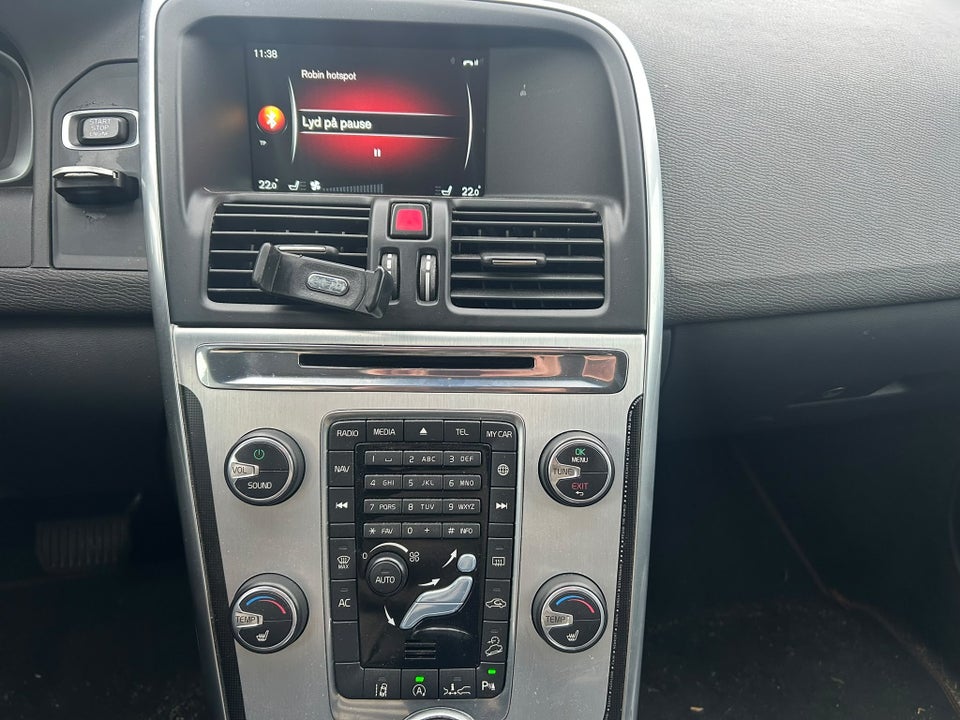 Volvo XC60 2,4 D4 190 Ocean Race aut. AWD 5d