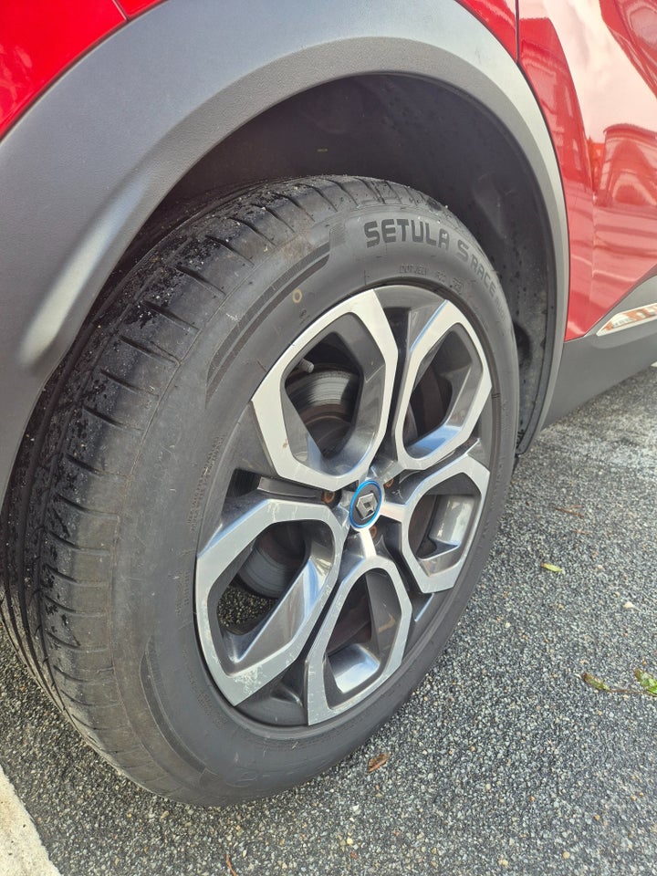 Renault Captur 1,6 E-Tech Intens 5d
