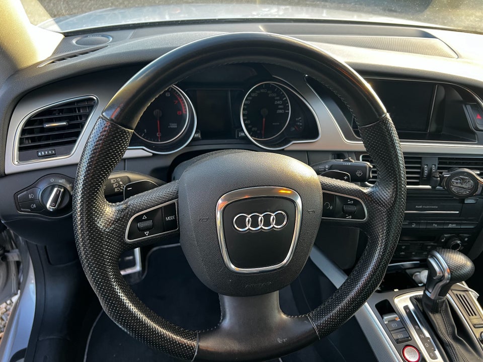 Audi A5 3,2 FSi Coupé quattro 2d