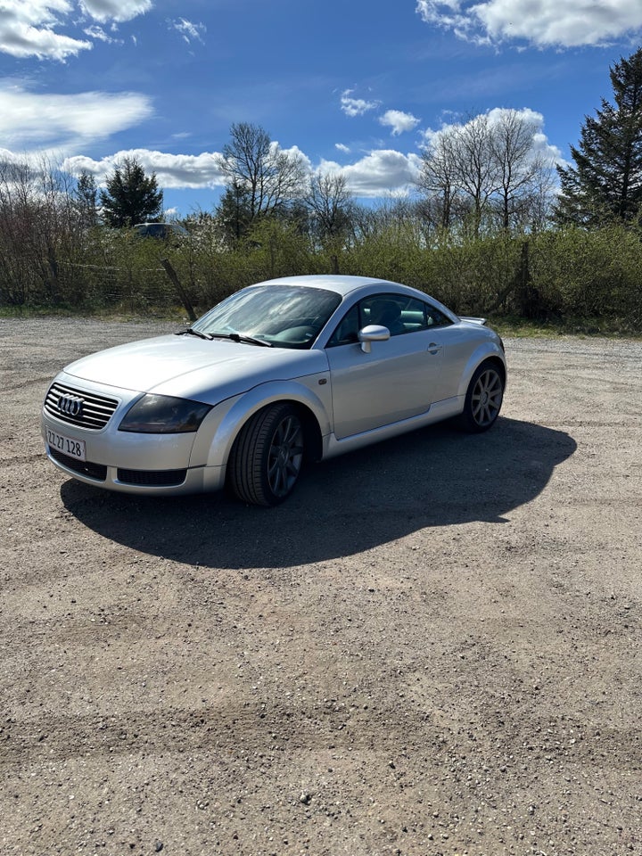Audi TT 1,8 T 180 Coupé 2d