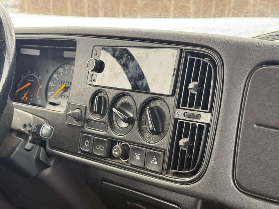 Saab 900 2,0 S Turbo 3d