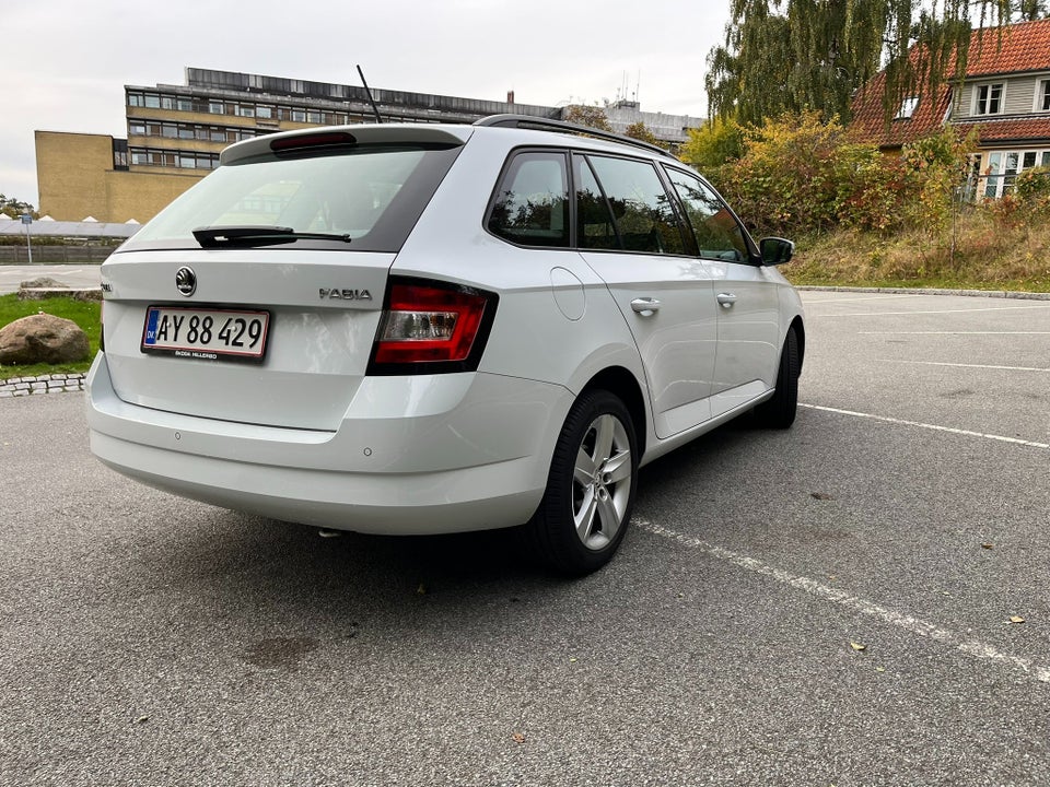 Skoda Fabia 1,2 TSi 90 Style Combi 5d