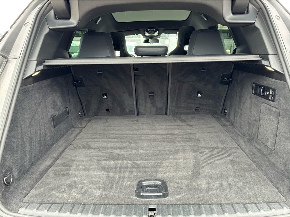 BMW iX xDrive40 Fully Charged Sport 5d
