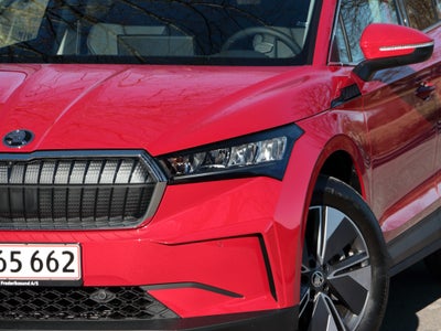 Skoda Enyaq 80 iV Plus El aut. Automatgear modelår 2023 km 1000 Rødmetal ABS airbag service ok full,
