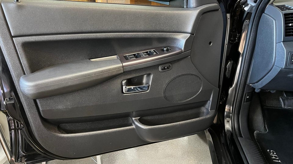 Jeep Grand Cherokee 6,1 SRT-8 Hemi aut. Van 5d