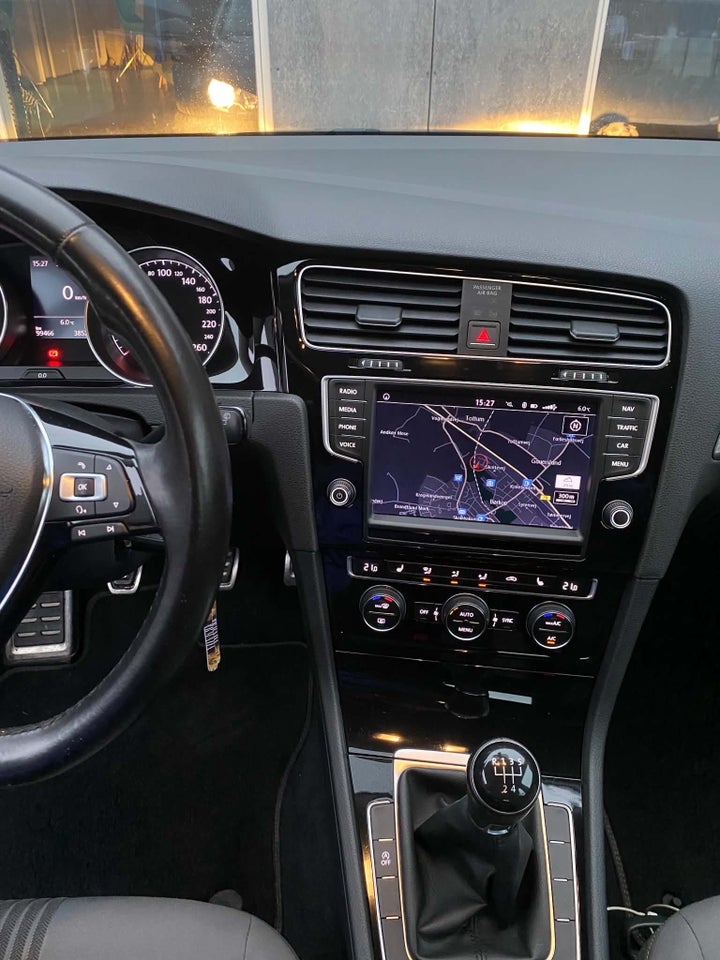 VW Golf VII 1,6 TDi 110 Allstar Variant Van 5d