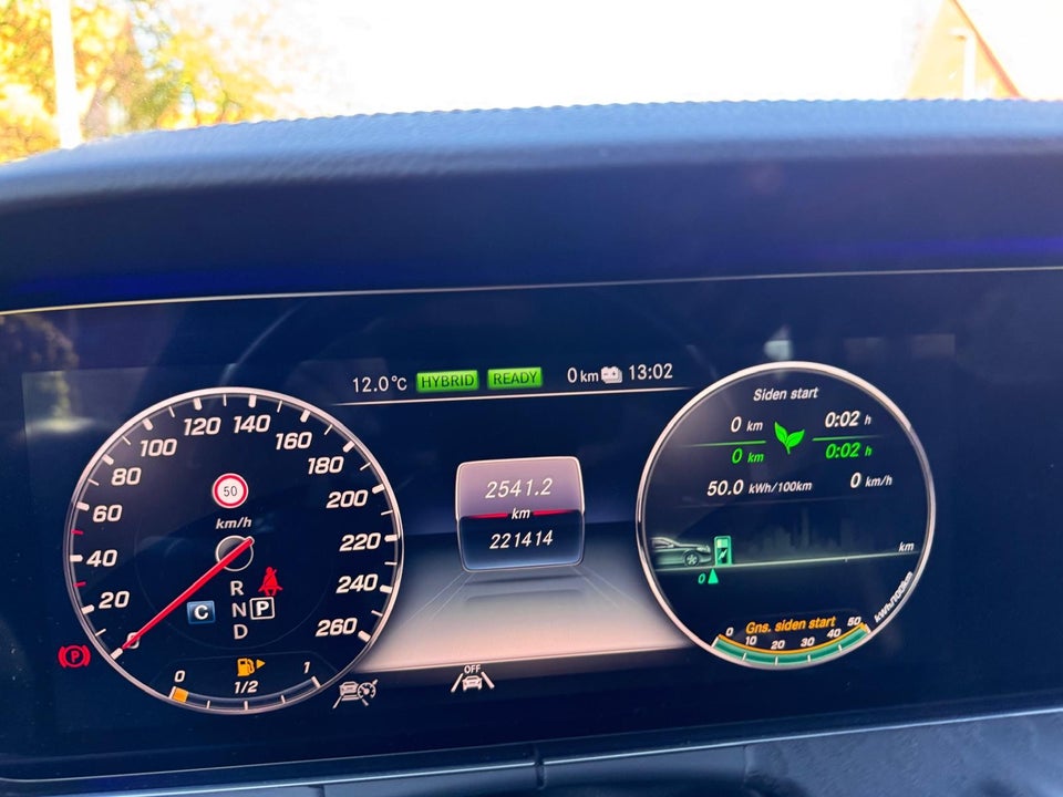 Mercedes E300 de 2,0 Advantage stc. aut. 5d