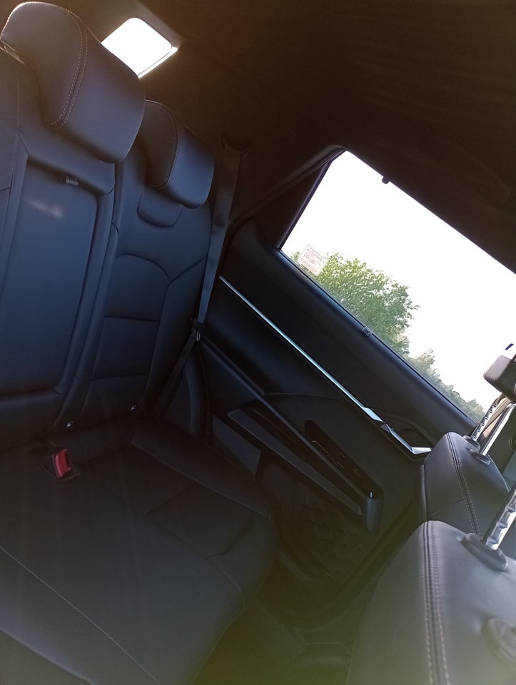 KGM Torres EVX Exclusive 5d