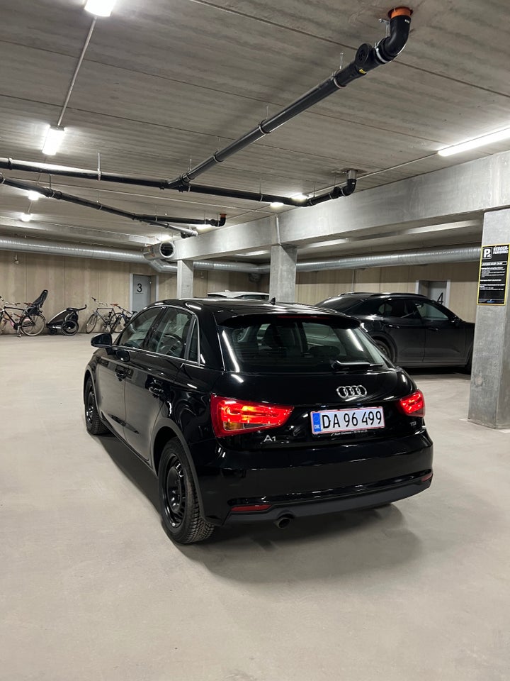 Audi A1 1,6 TDi 116 Sportback 5d