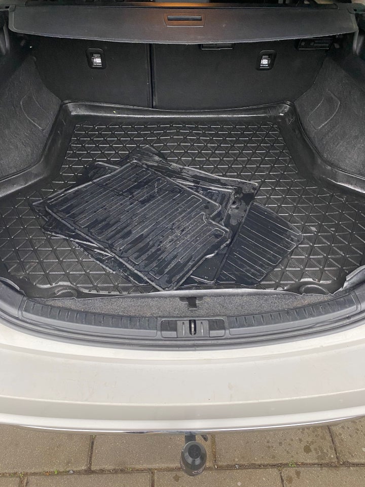 Toyota Auris 1,8 Hybrid H2 Comfort Touring Sports CVT 5d