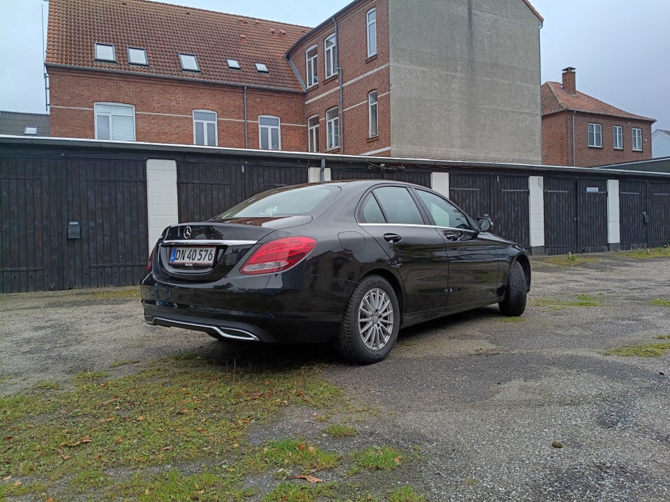 Mercedes C200 2,0 4d