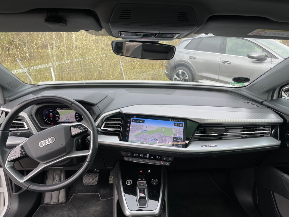 Audi Q4 e-tron 35 S-line 5d