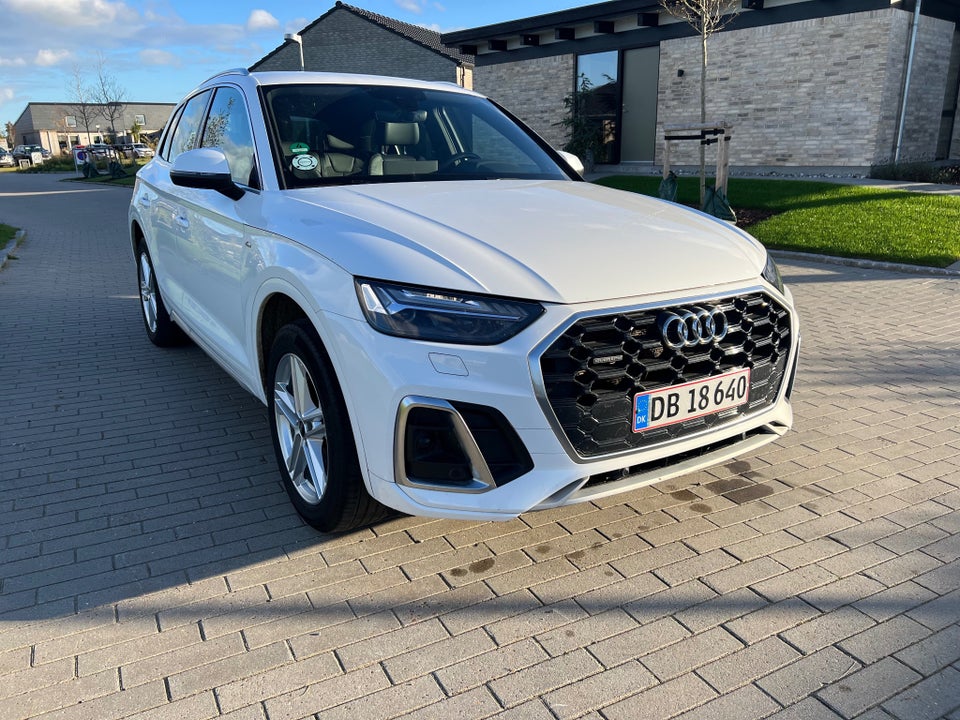 Audi Q5 50 TFSi e S-line quattro S-tr. 5d