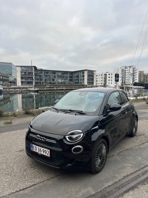 Fiat 500e 42 Icon 3d