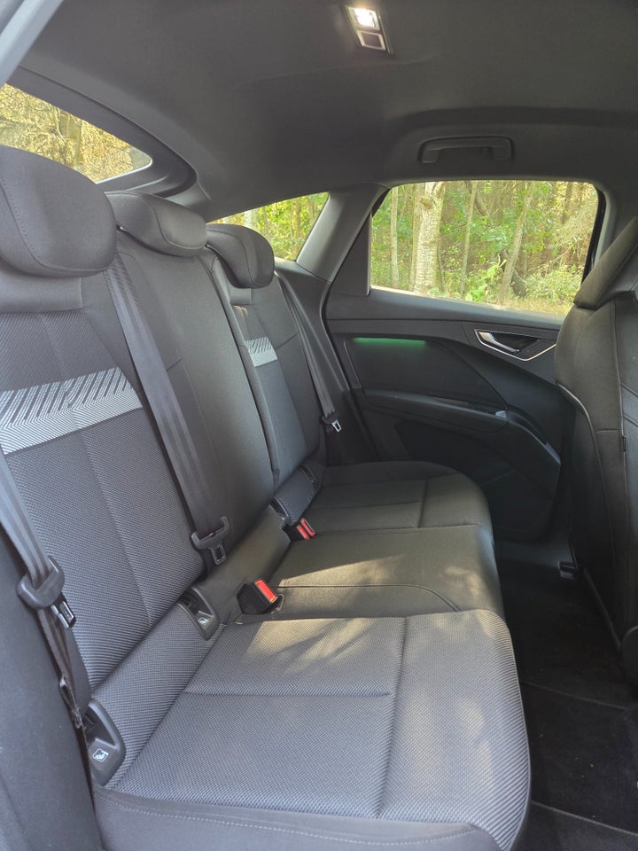 Audi Q4 e-tron 40 Advanced Sportback 5d