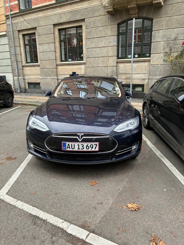 Tesla Model S 85D 5d