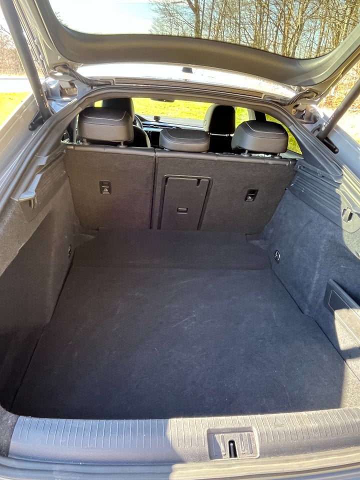 VW Arteon 2,0 TDi 150 R-line DSG 4d