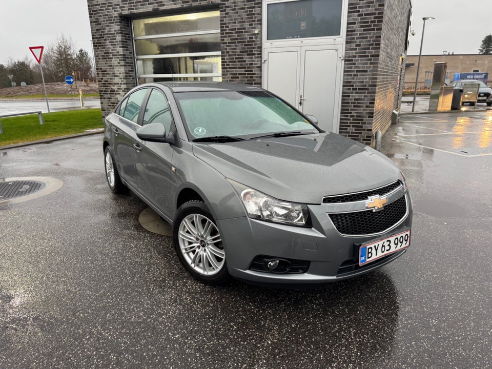 Chevrolet Cruze 1,8 LT 4d