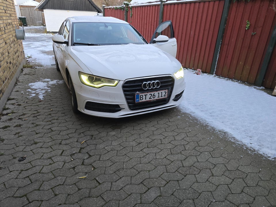 Audi A6 2,0 TDi 177 S-line Avant Multitr. 5d