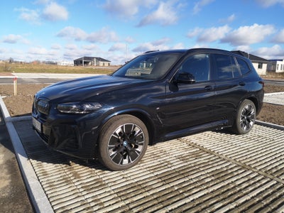 BMW iX3  Charged Plus M-Sport El aut. Automatgear modelår 2023 km 30000 Blåmetal ABS airbag service 