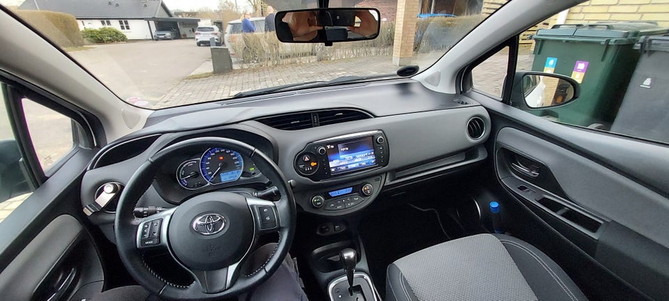 Toyota Yaris 1,5 Hybrid H2 Touch e-CVT 5d