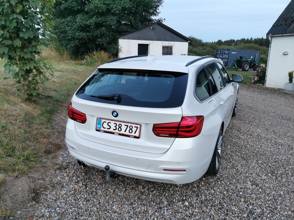 BMW 330d 3,0 Touring aut. 5d