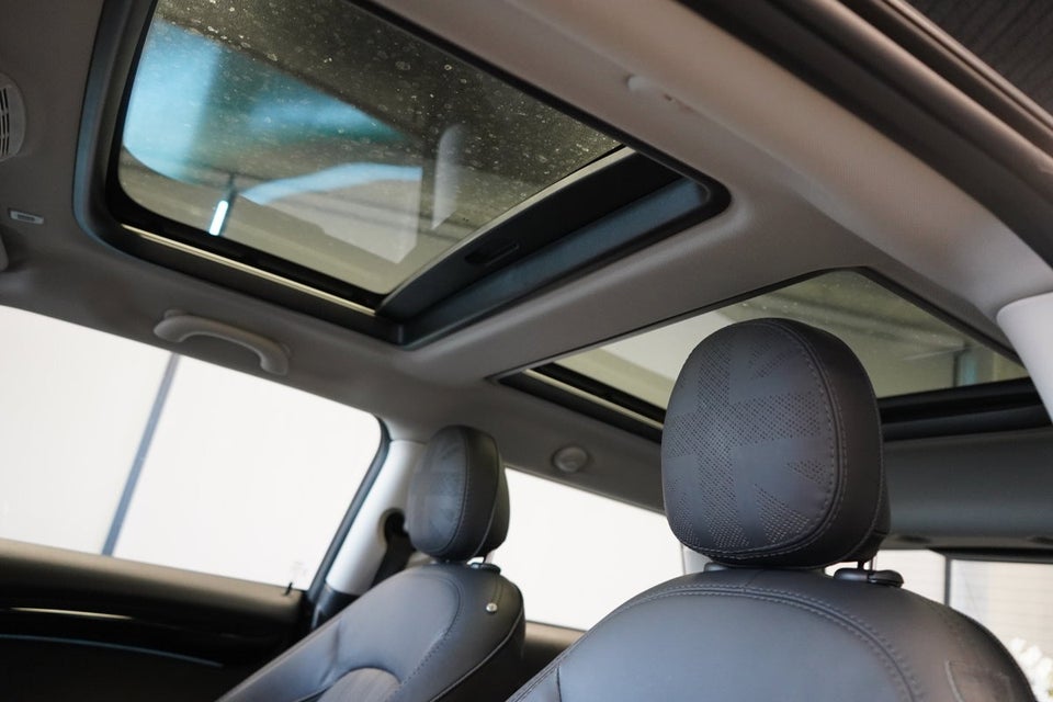 MINI Cooper SE Yours Trim 3d