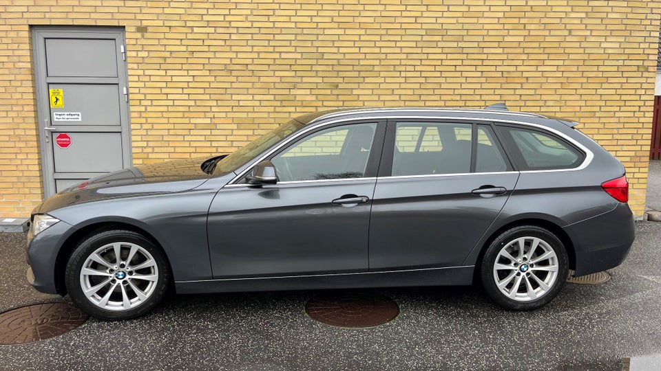 BMW 320d 2,0 Touring Advantage aut. 5d