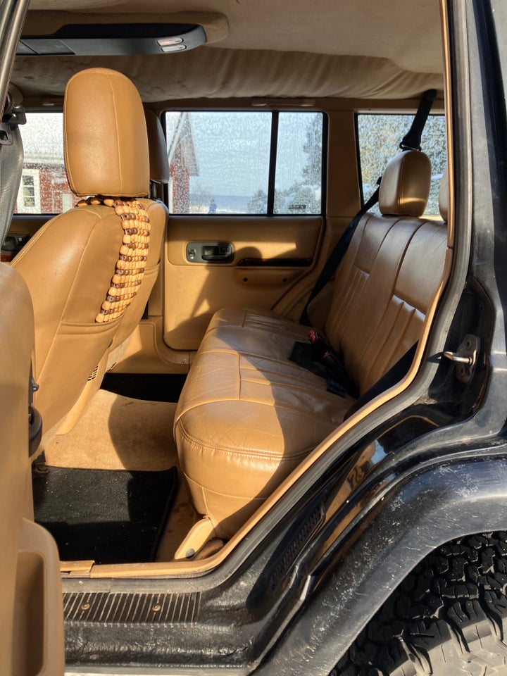 Jeep Cherokee 4,0 Limited aut. 5d