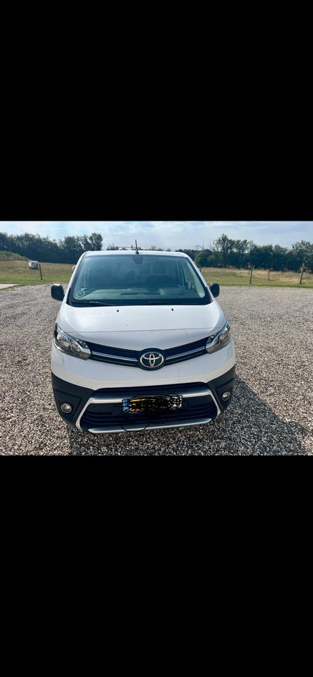 Toyota ProAce 2,0 D 144 Medium Master aut. 4d