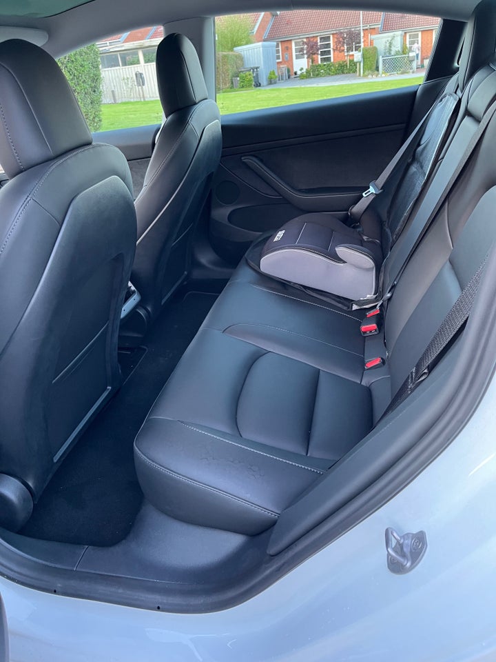 Tesla Model 3 Performance AWD 4d