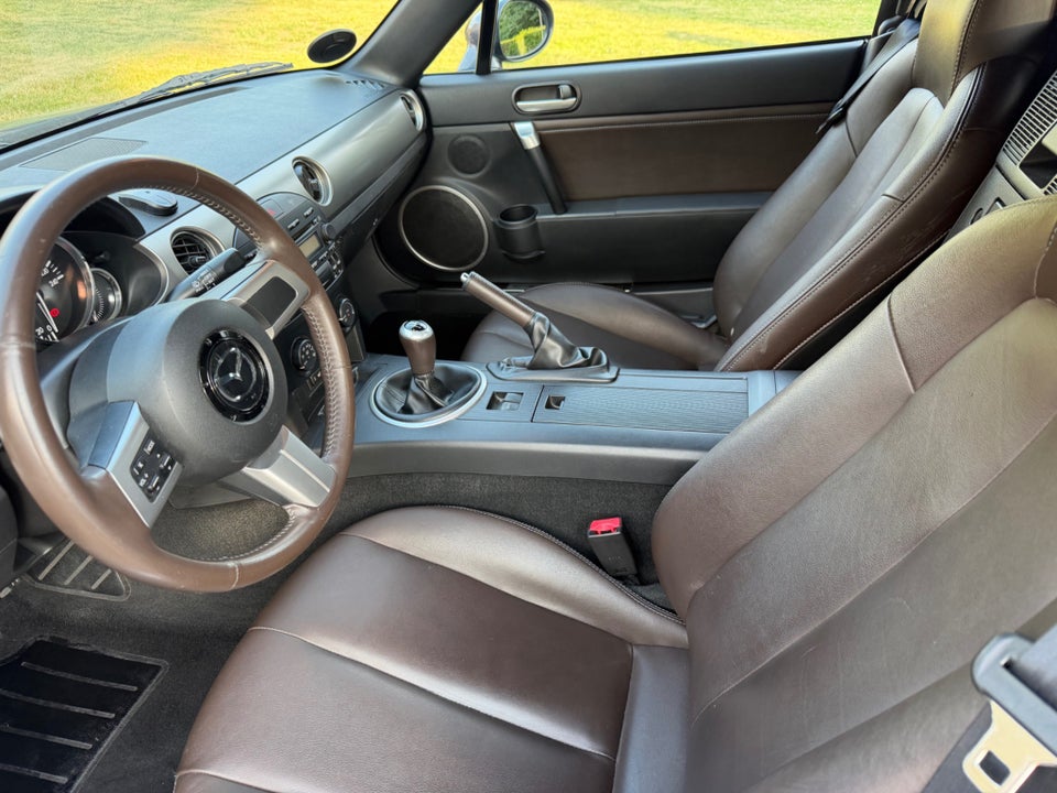 Mazda MX-5 2,0 Roadster 2d