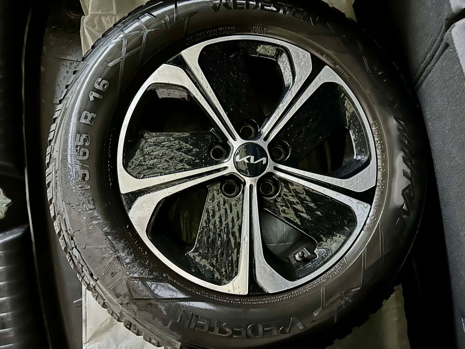 Kia XCeed 1,6 PHEV Prestige DCT 5d