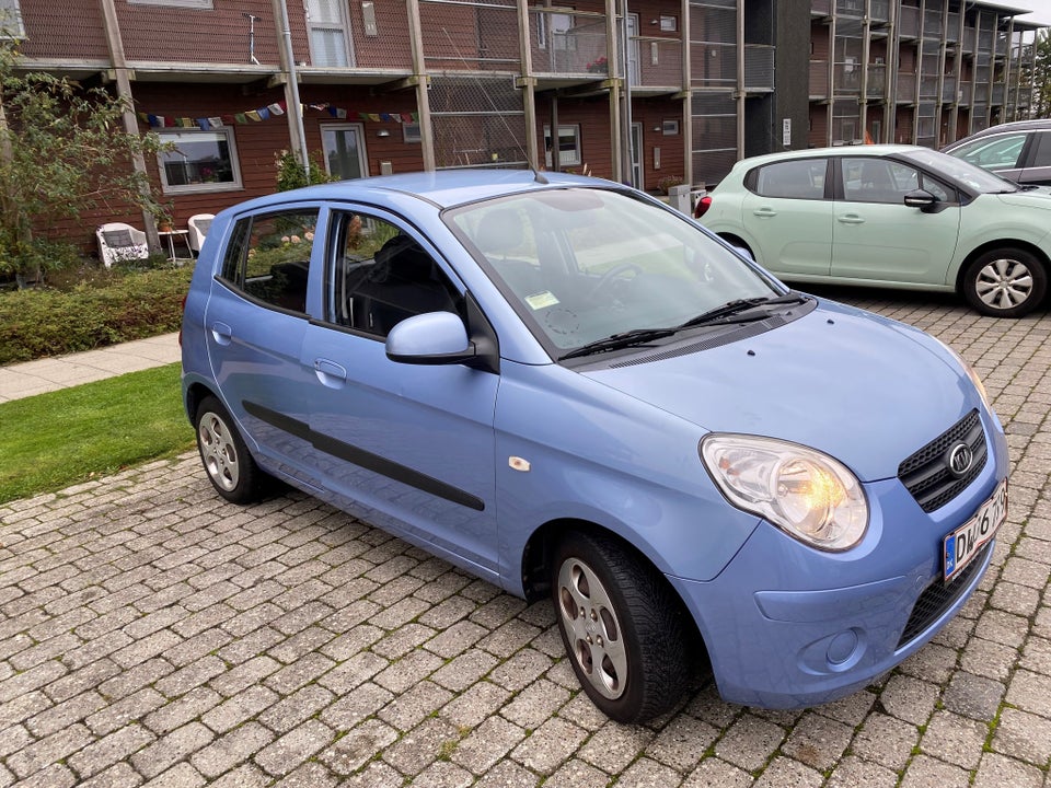 Kia Picanto 1,1 Pure 5d