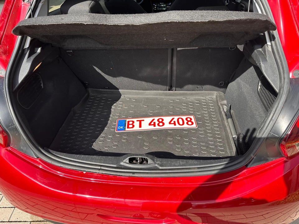 Peugeot 208 1,6 BlueHDi 100 Allure Sky 5d
