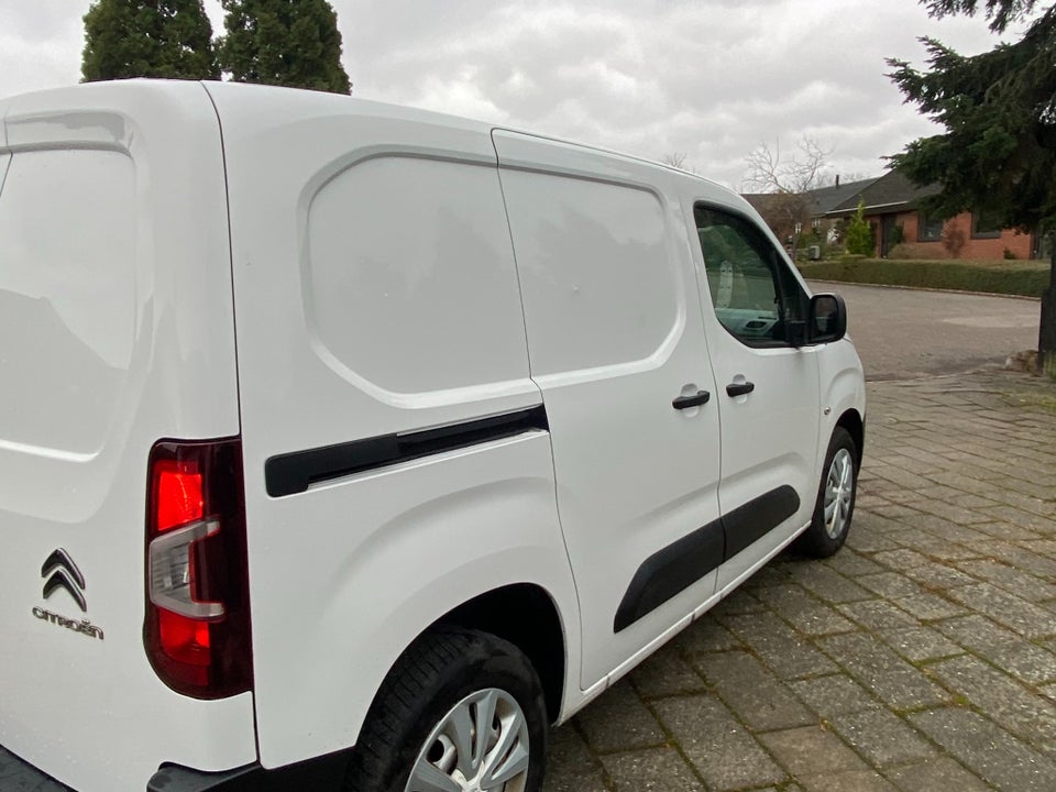 Citroën Berlingo 1,5 BlueHDi 130 L1 ProffLine EAT8 Van