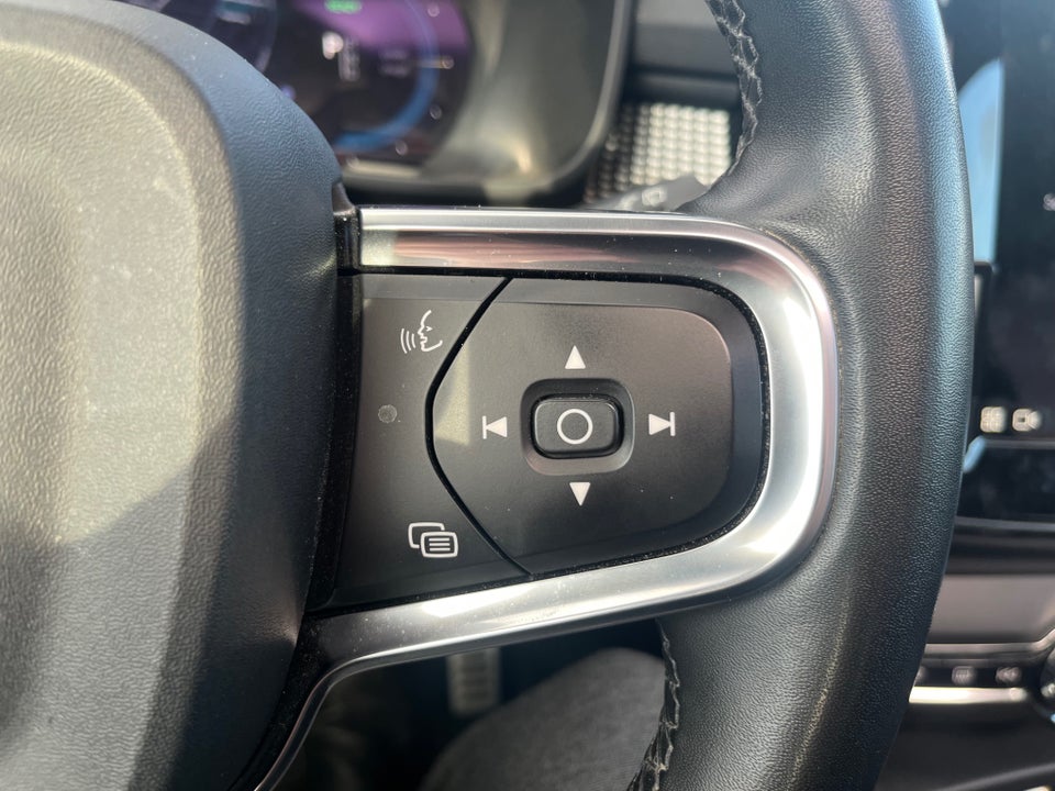 Volvo XC40 P8 ReCharge Twin Pro 5d