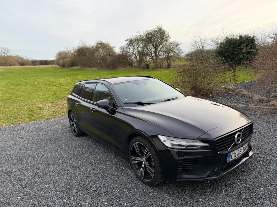 Volvo V60 2,0 T6 ReCharge R-Design aut. AWD 5d