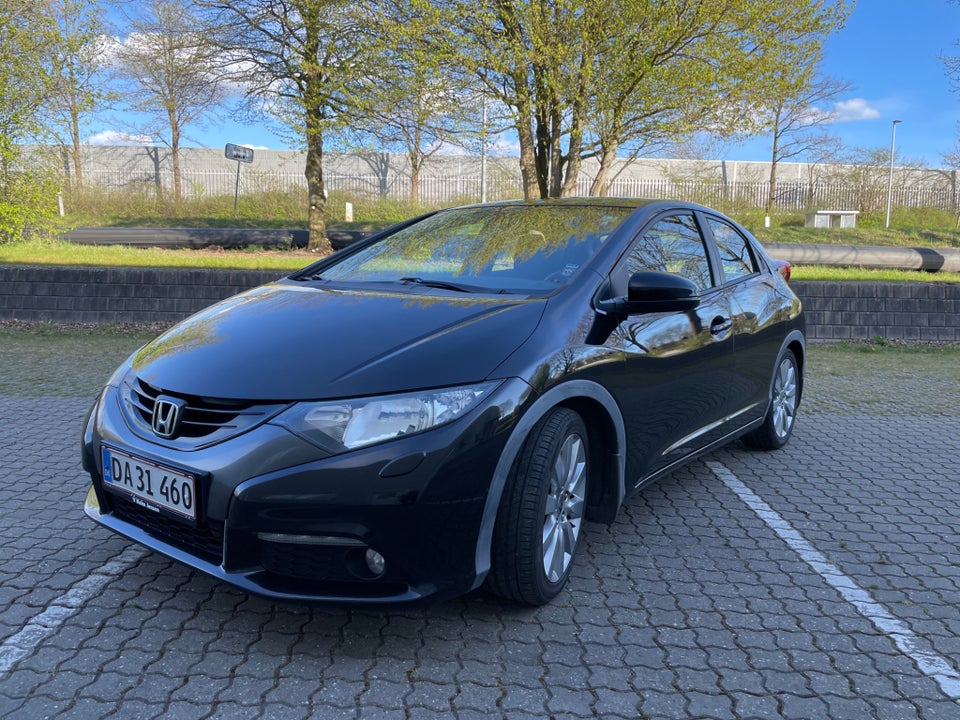 Honda Civic 1,8 i-VTEC Sport 5d
