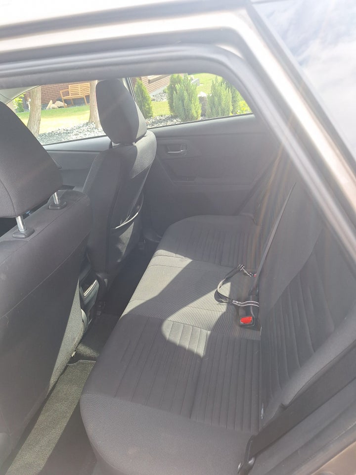 Toyota Auris 1,6 D-4D T2 Comfort 5d