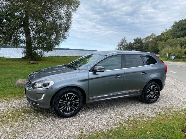 Volvo XC60 2,0 D4 190 Summum aut. 5d