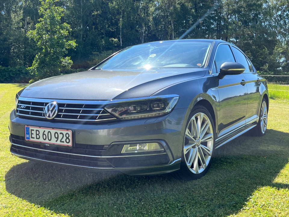 VW Passat 2,0 TSi 280 R-line DSG 4Motion 4d
