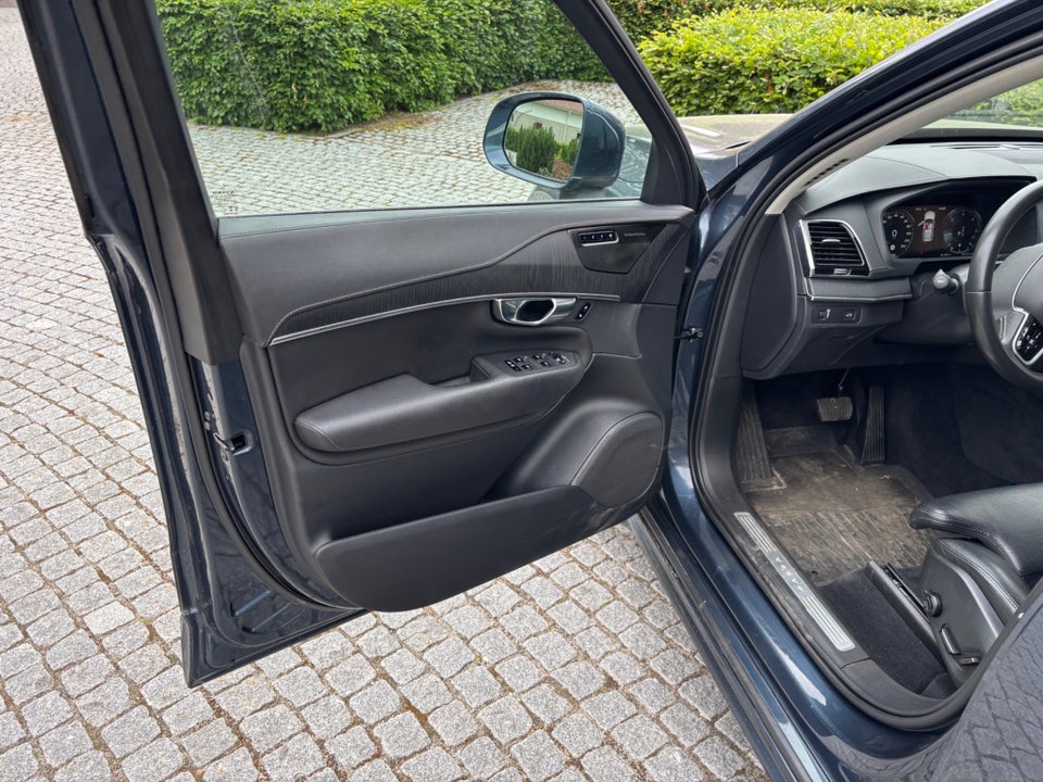 Volvo XC90 2,0 B5 235 Inscription aut. AWD 7prs 5d