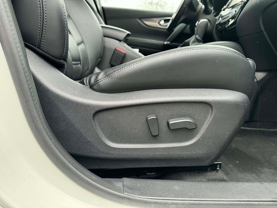 Nissan Qashqai 1,2 Dig-T 115 Tekna X-tr. 5d