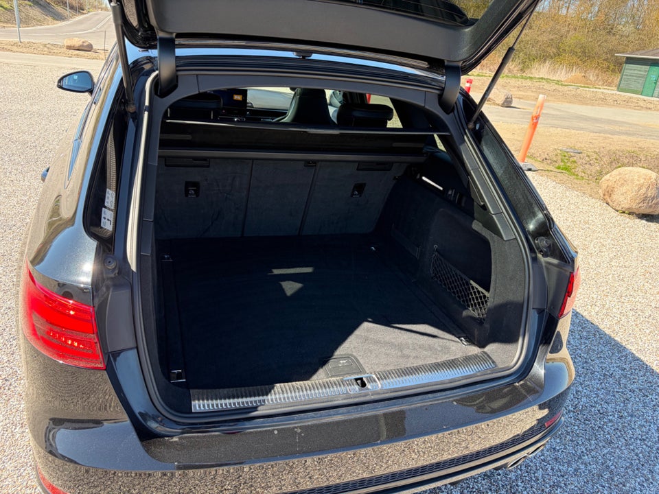 Audi S4 3,0 TFSi Avant quattro Tiptr. 5d